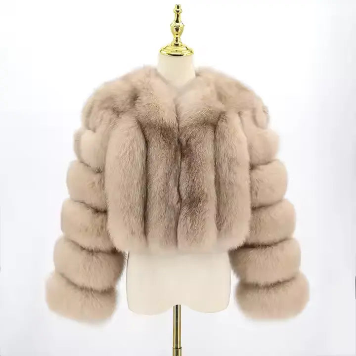 Short Fur Jacket for Women – Luxurious Winter Glamour