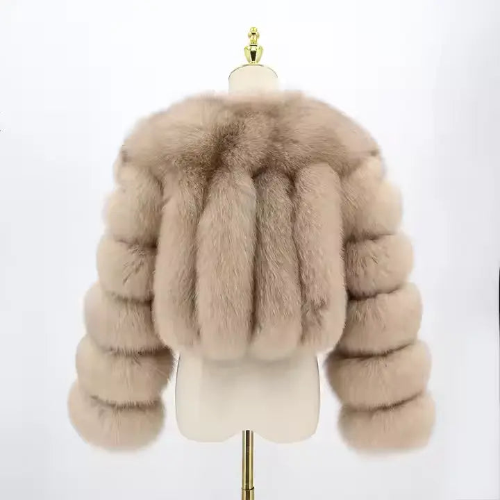 Short Fur Jacket for Women – Luxurious Winter Glamour